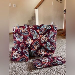 Vera Bradley Overnight Set